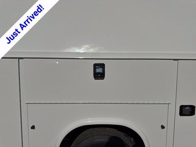 2026 Chevrolet Express Cutaway 3500 1WT