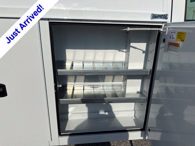 2026 Chevrolet Express Cutaway 3500 1WT