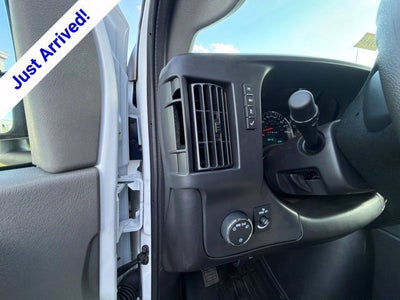 2026 Chevrolet Express Cutaway 3500 1WT