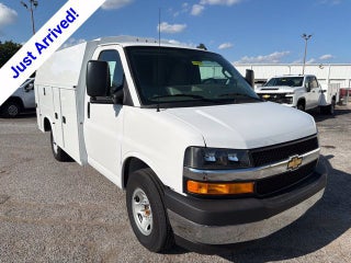2026 Chevrolet Express Cutaway 3500 1WT