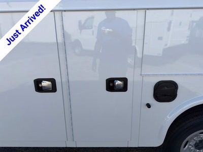 2026 Chevrolet Express Cutaway 3500 1WT