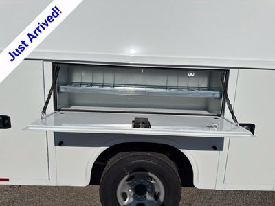2026 Chevrolet Express Cutaway 3500 1WT
