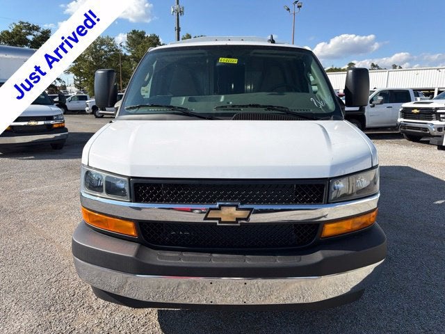 2026 Chevrolet Express Cutaway 3500 1WT