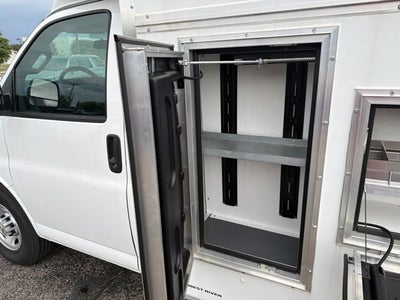 2026 Chevrolet Express Cutaway 3500 1WT