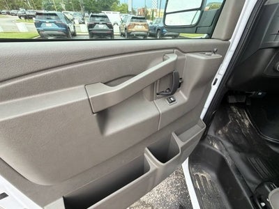 2026 Chevrolet Express Cutaway 3500 1WT