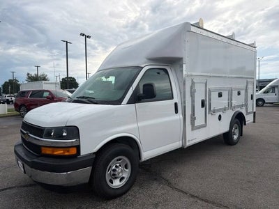 2026 Chevrolet Express Cutaway 3500 1WT