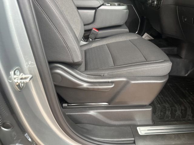 2026 Chevrolet Silverado 3500 HD Chassis Cab LT