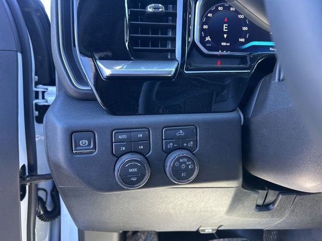 2026 Chevrolet Silverado 3500 HD Chassis Cab LT