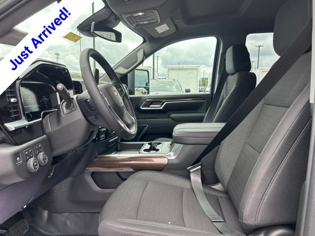 2026 Chevrolet Silverado 3500 HD Chassis Cab LT