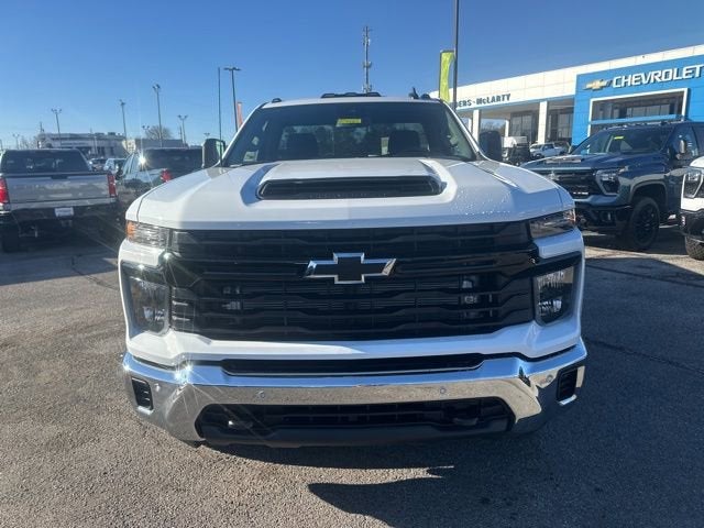 2026 Chevrolet Silverado 3500 HD WT DRW