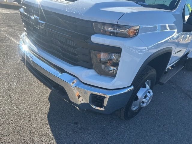 2026 Chevrolet Silverado 3500 HD WT DRW