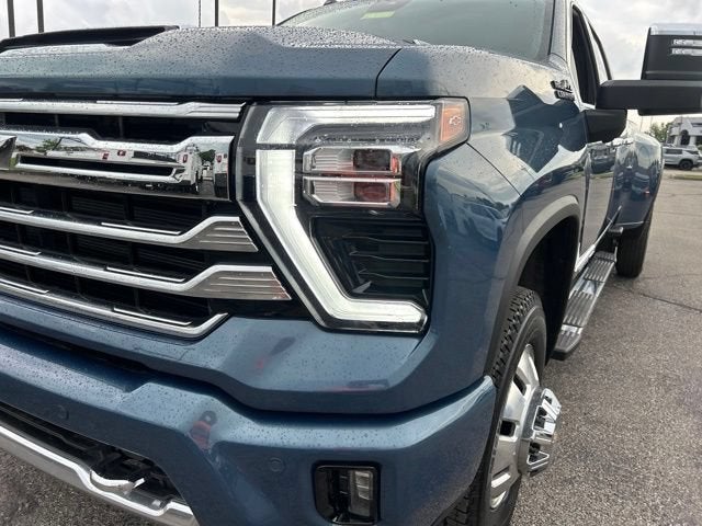 2026 Chevrolet Silverado 3500 HD High Country DRW