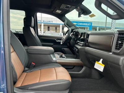 2026 Chevrolet Silverado 3500 HD High Country DRW