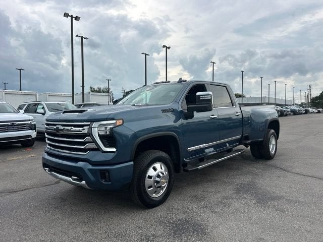 2026 Chevrolet Silverado 3500 HD High Country DRW