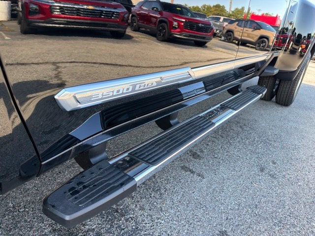 2026 Chevrolet Silverado 3500 HD High Country DRW