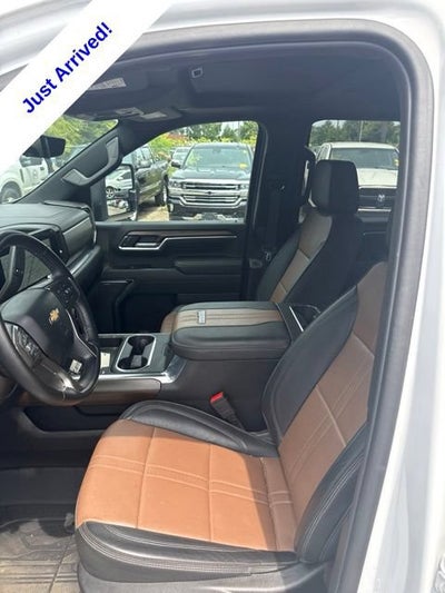 2025 Chevrolet Silverado 3500 HD High Country
