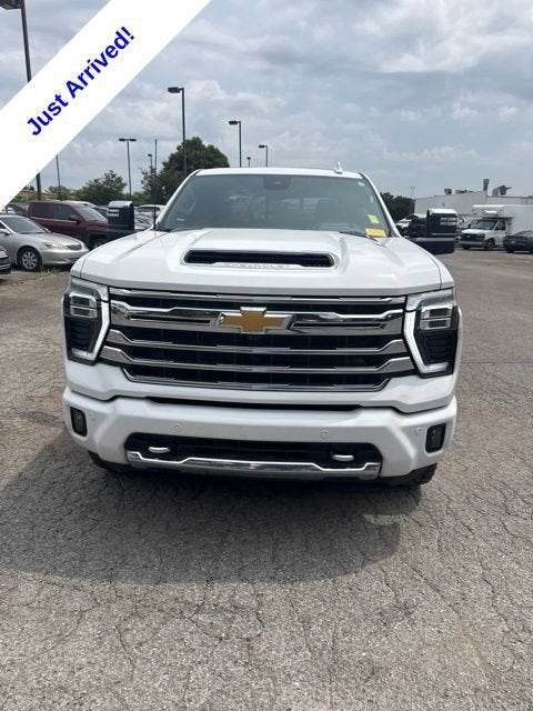 2025 Chevrolet Silverado 3500 HD High Country