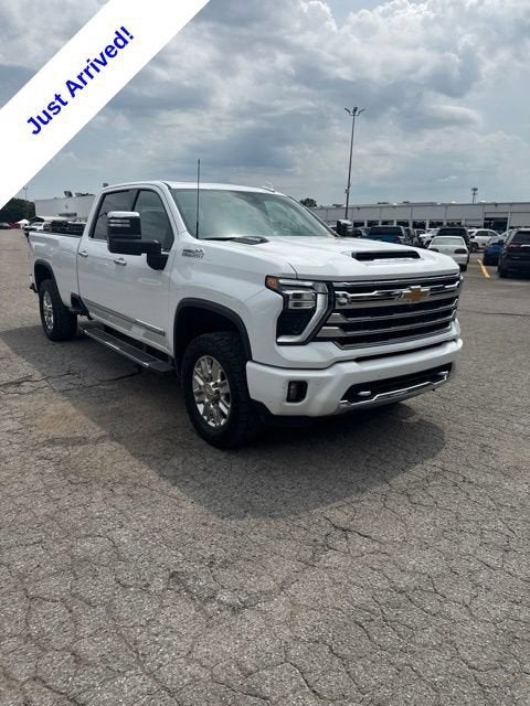 2025 Chevrolet Silverado 3500 HD High Country