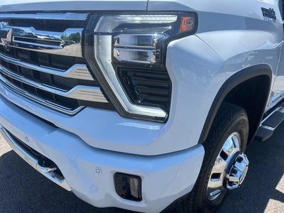 2026 Chevrolet Silverado 3500 HD High Country DRW
