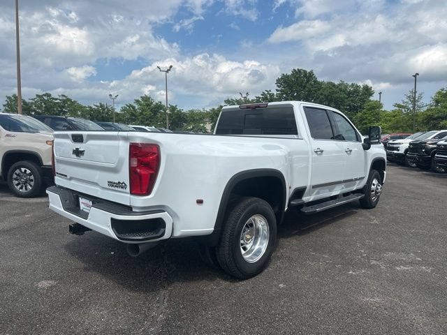 2026 Chevrolet Silverado 3500 HD High Country DRW