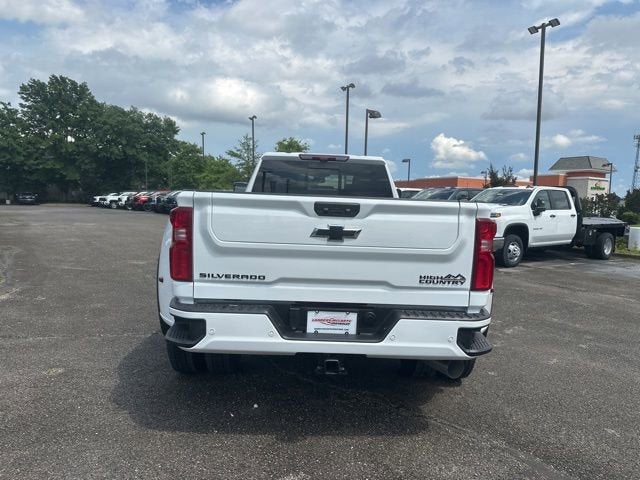 2026 Chevrolet Silverado 3500 HD High Country DRW