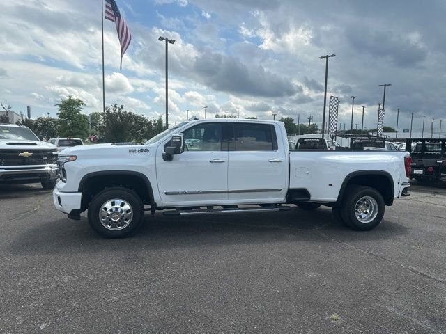2026 Chevrolet Silverado 3500 HD High Country DRW
