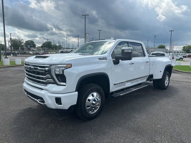 2026 Chevrolet Silverado 3500 HD High Country DRW