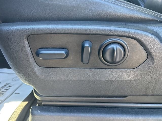 2023 Chevrolet Silverado 3500 HD High Country DRW