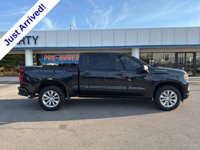 2022 Chevrolet Silverado 1500 Custom