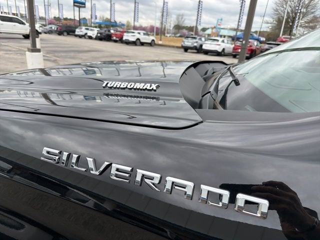 2025 Chevrolet Silverado 1500 Custom