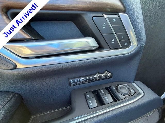 2022 Chevrolet Silverado 1500 High Country