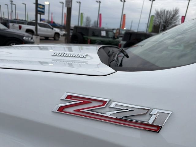 2025 Chevrolet Silverado 1500 LTZ