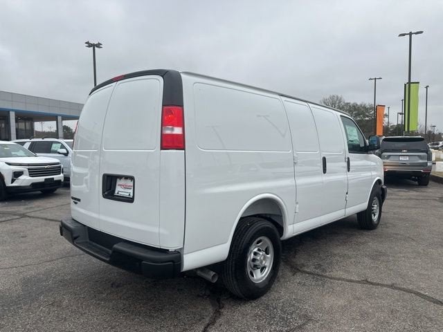2025 Chevrolet Express Cargo 2500 WT