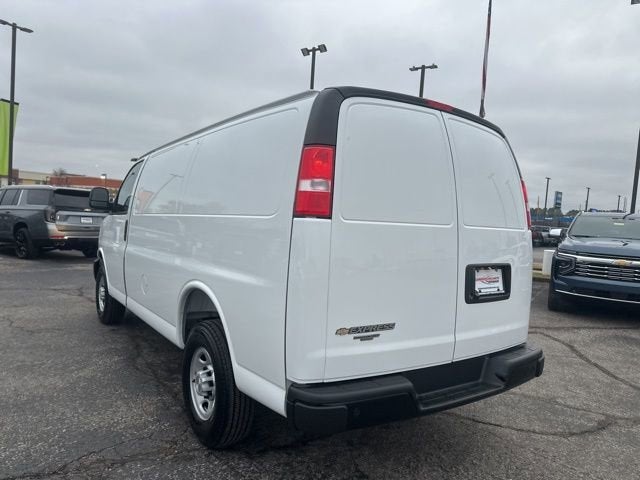 2025 Chevrolet Express Cargo 2500 WT