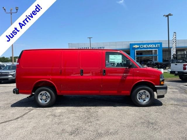 2026 Chevrolet Express Cargo WT