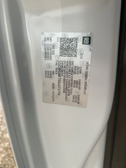 2025 Chevrolet Express Cargo 2500 WT