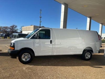 2025 Chevrolet Express Cargo 2500 WT