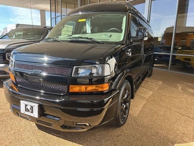 2026 Chevrolet Express Cargo WT