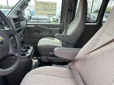 2025 Chevrolet Express Cargo WT
