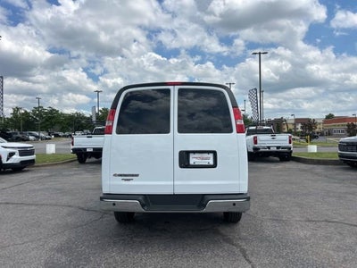 2025 Chevrolet Express Cargo WT