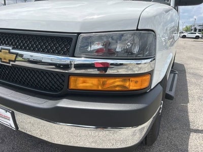 2025 Chevrolet Express Cargo WT