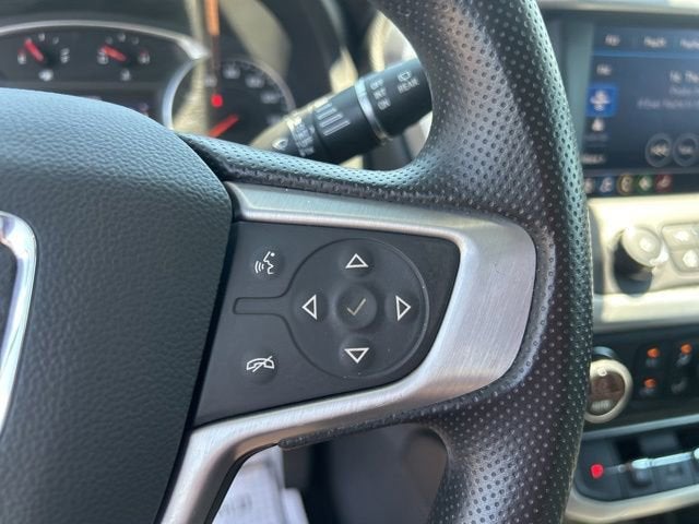 2022 GMC Acadia SLE