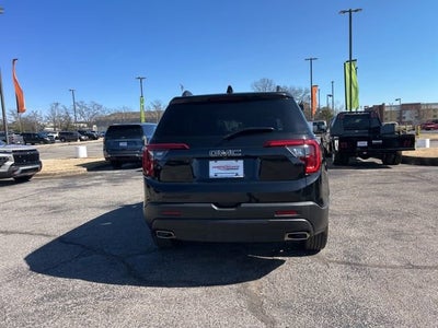 2023 GMC Acadia SLT