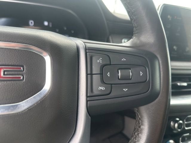 2022 GMC Yukon SLT