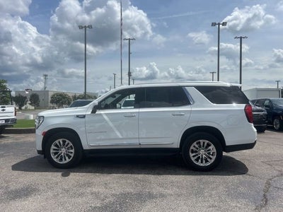 2023 GMC Yukon SLT