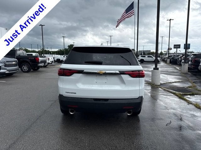 2023 Chevrolet Traverse LS