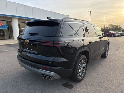 2024 Chevrolet Traverse LT