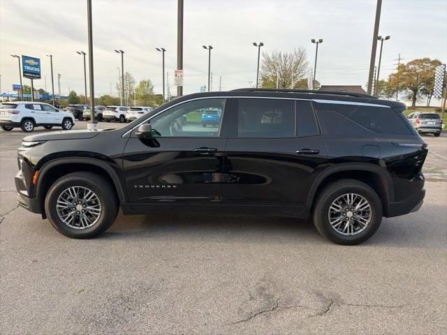 2024 Chevrolet Traverse LT