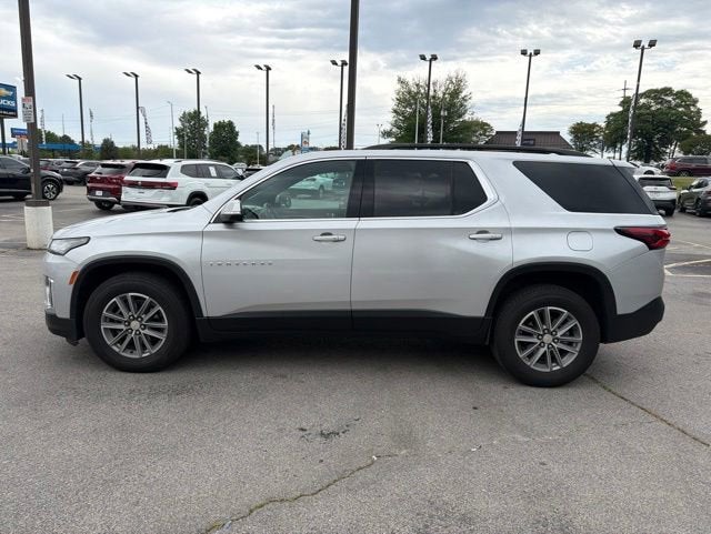 2022 Chevrolet Traverse LT Cloth