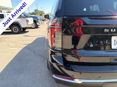 2025 Chevrolet Suburban LT